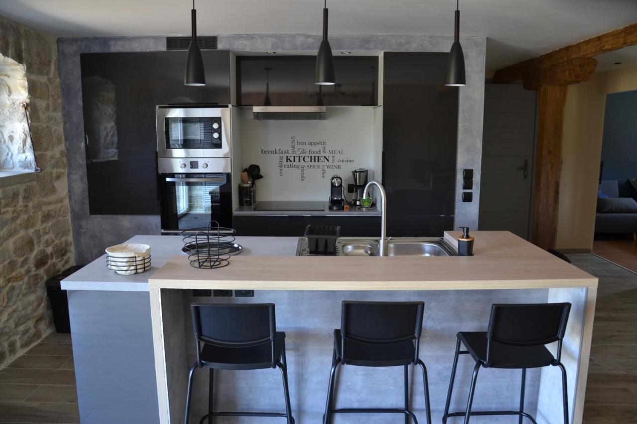 Entre Causse Et Vallon: Renovated Barn Retreat In Aveyron Holiday home
