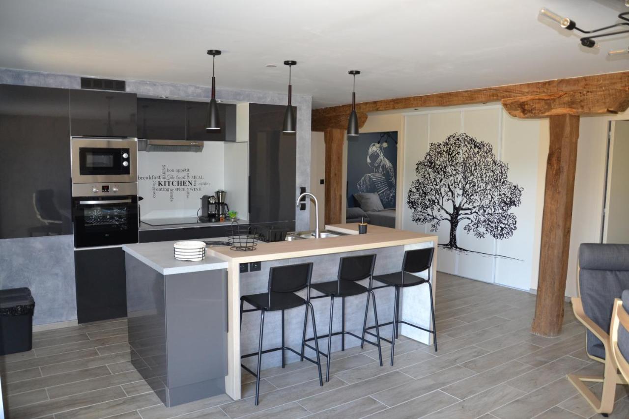 Entre Causse Et Vallon: Renovated Barn Retreat In Aveyron *