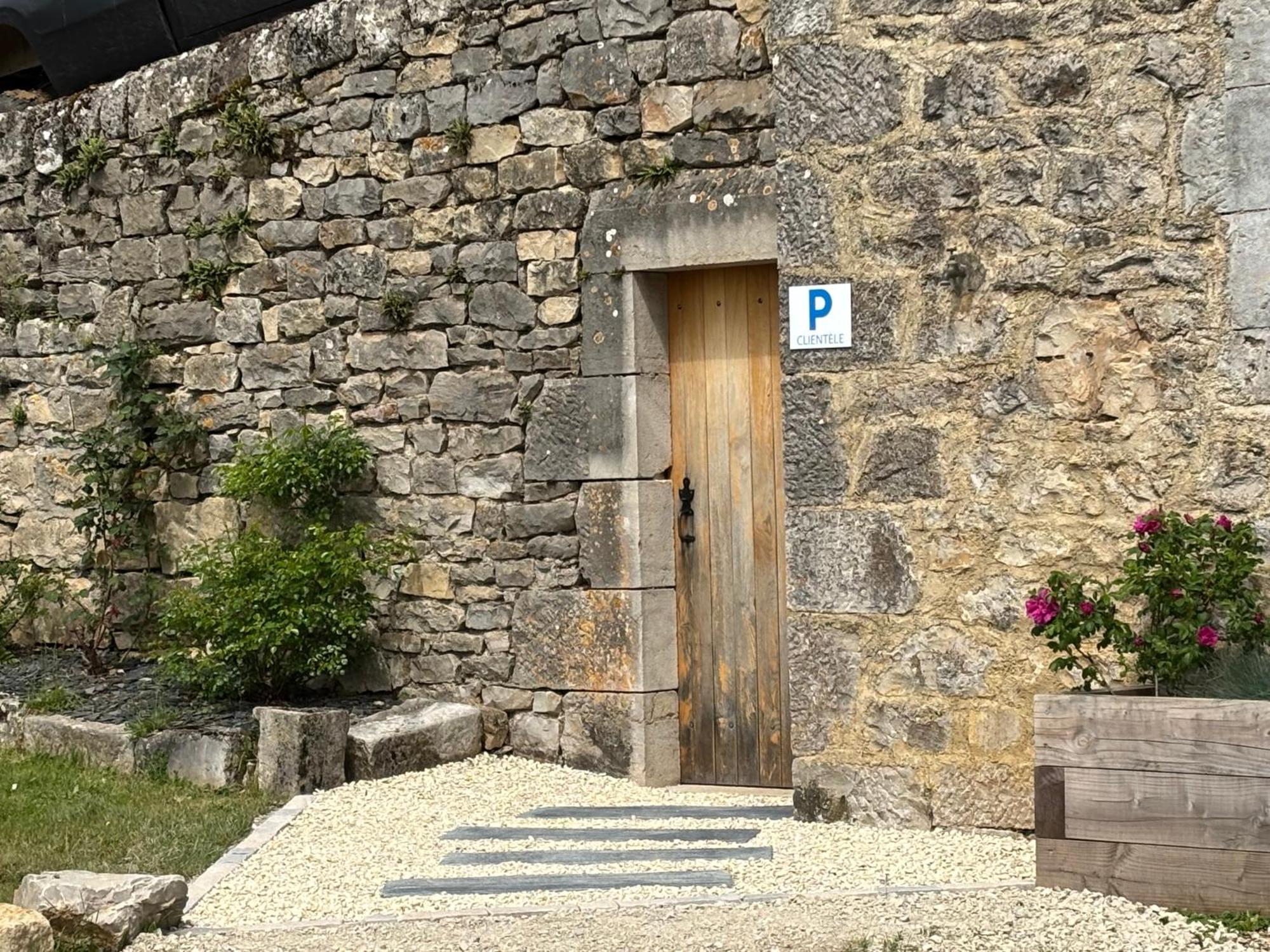 Holiday home Entre Causse Et Vallon: Renovated Barn Retreat In Aveyron Salles-la-Source